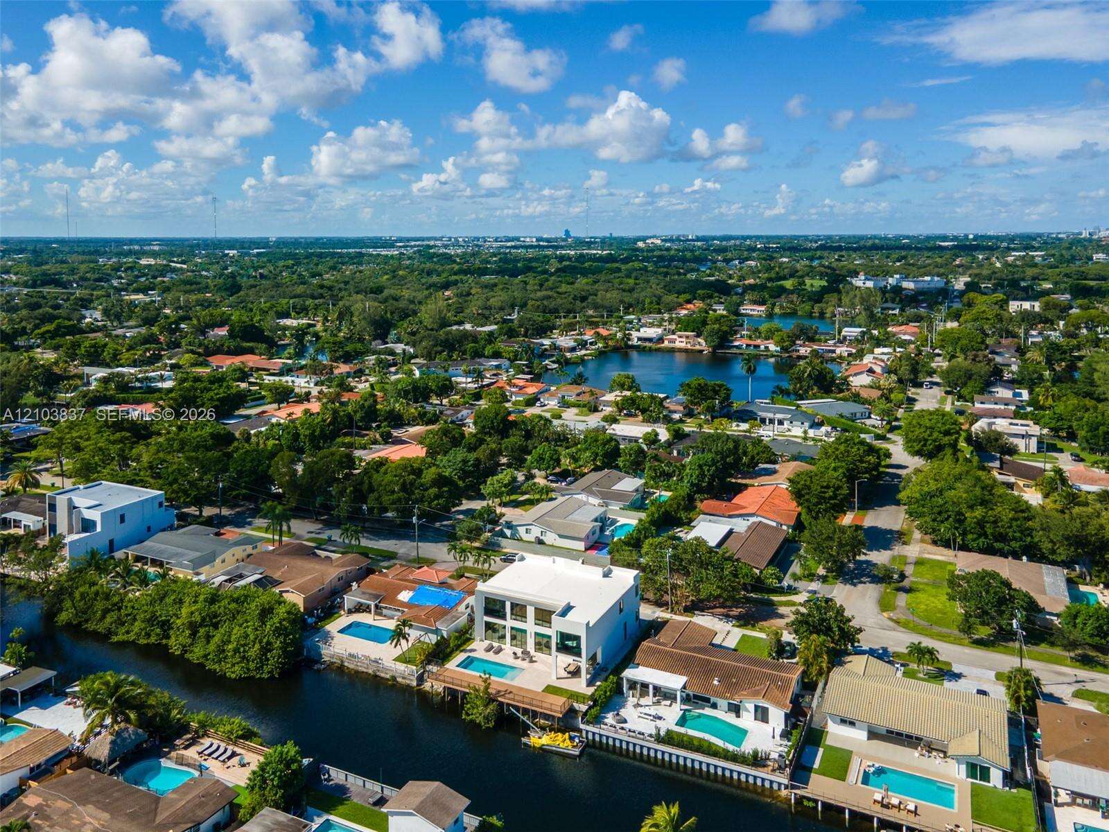 2380 196th St, Miami, FL 33180 - For Sale photo 82