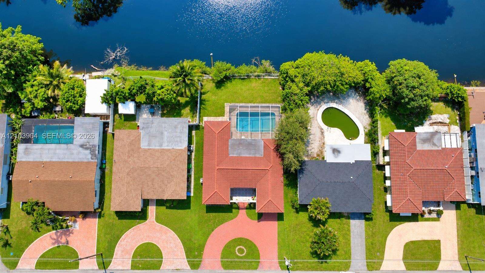 7820 Granada Blvd, Miramar, FL 33023 - For Sale photo 4
