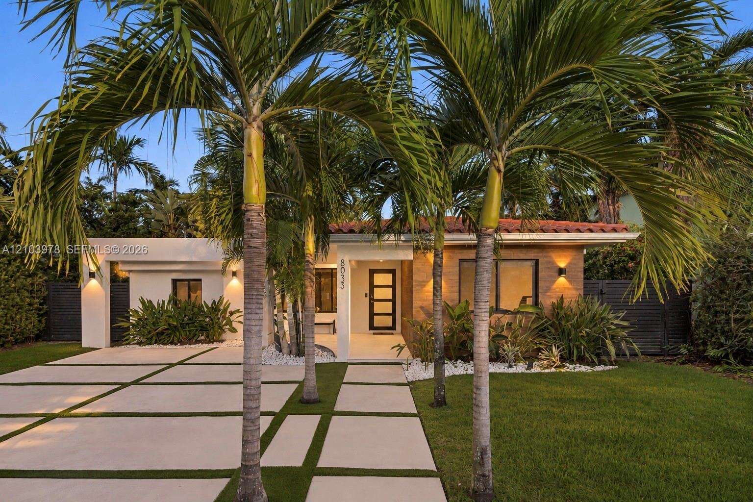 8033 Noremac Ave, Miami Beach, FL 33141 - For Sale photo 1