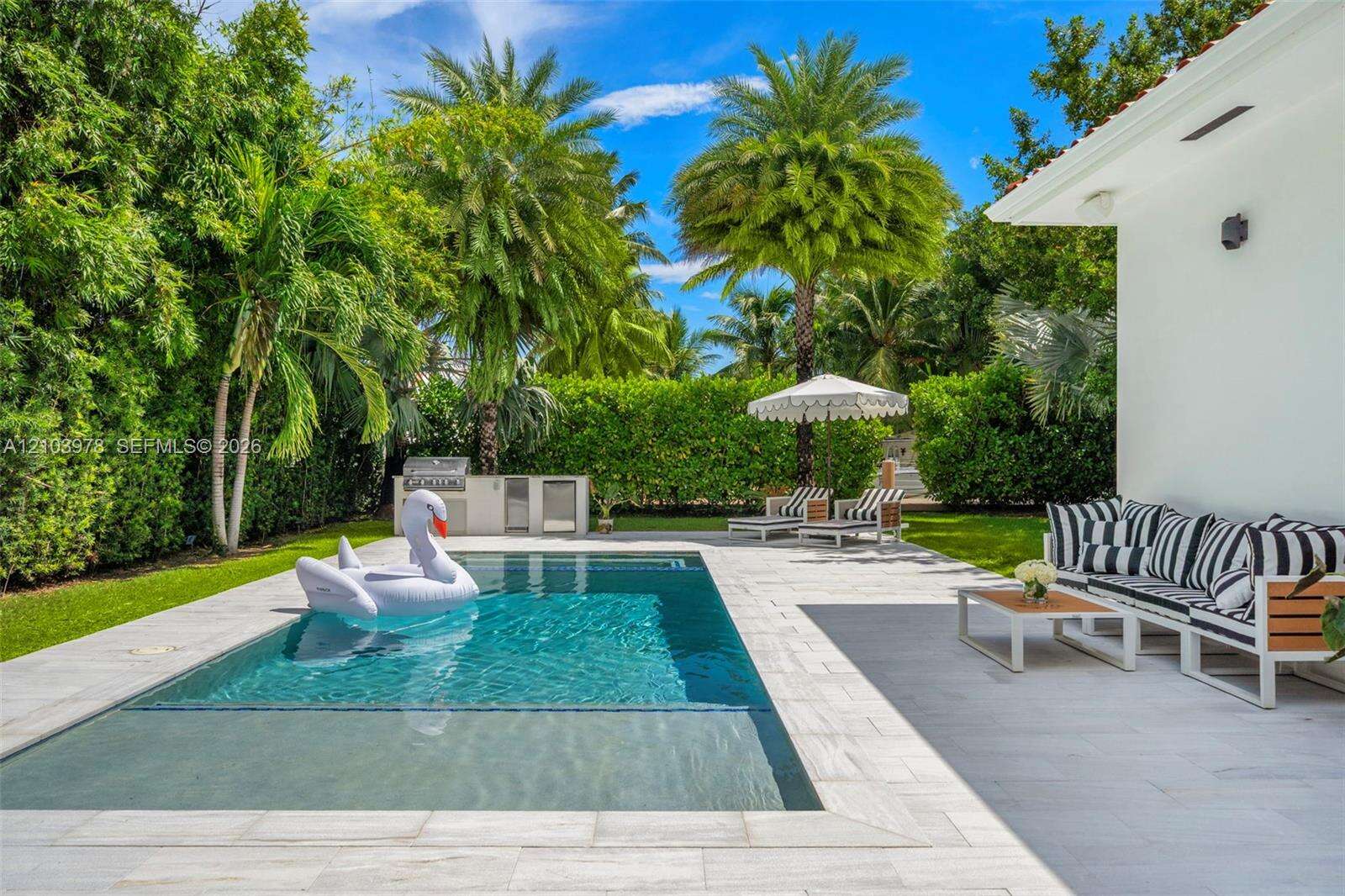 8033 Noremac Ave, Miami Beach, FL 33141 - For Sale photo 24