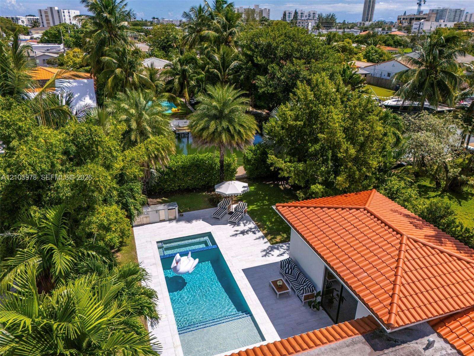 8033 Noremac Ave, Miami Beach, FL 33141 - For Sale photo 32