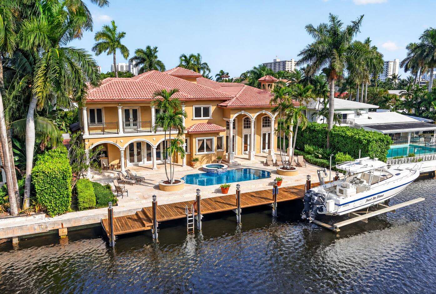 67 Royal Palm, Fort Lauderdale, FL 33301 - For Sale photo 1