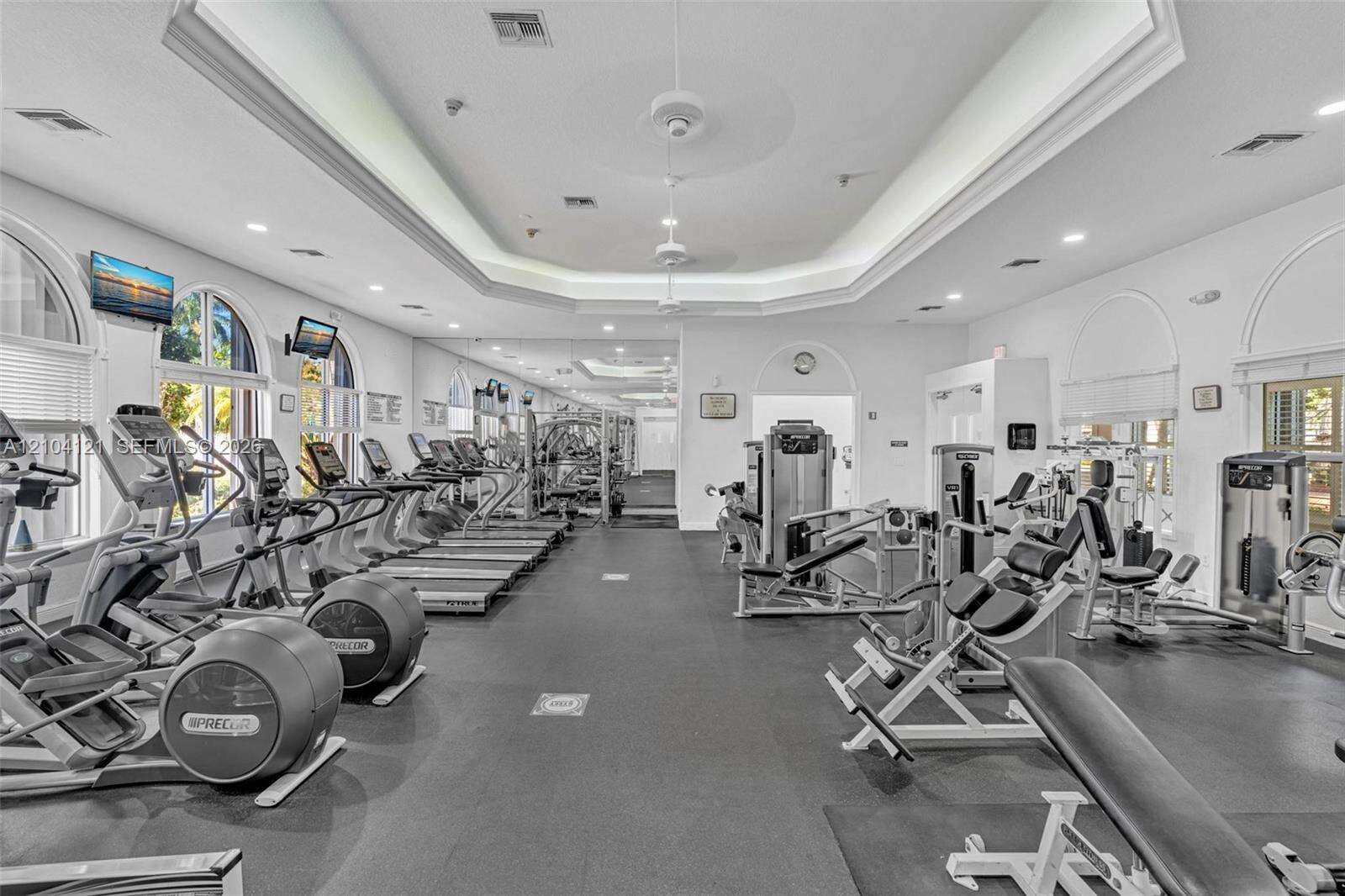 7792 18th St, Pembroke Pines, FL 33024 - For Sale photo 28