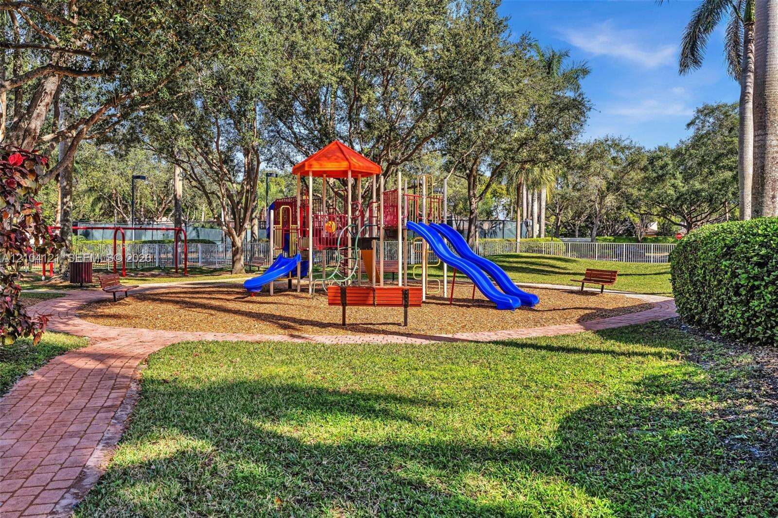 7792 18th St, Pembroke Pines, FL 33024 - For Sale photo 31