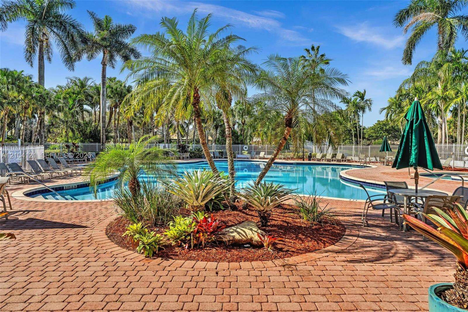 7792 18th St, Pembroke Pines, FL 33024 - For Sale photo 34