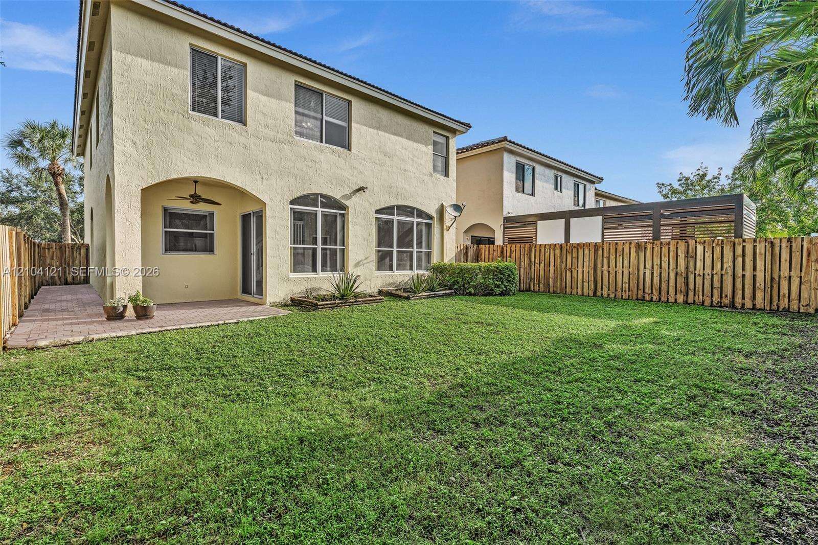 7792 18th St, Pembroke Pines, FL 33024 - For Sale photo 6
