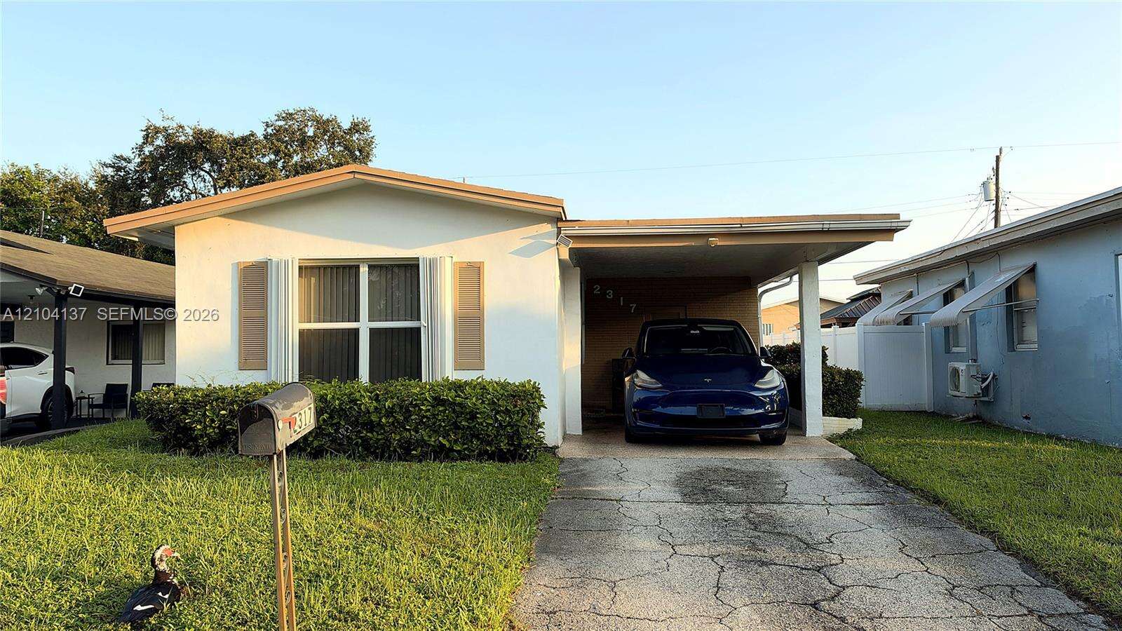 2317 Hope St, Hollywood, FL 33020 - For Sale photo 1