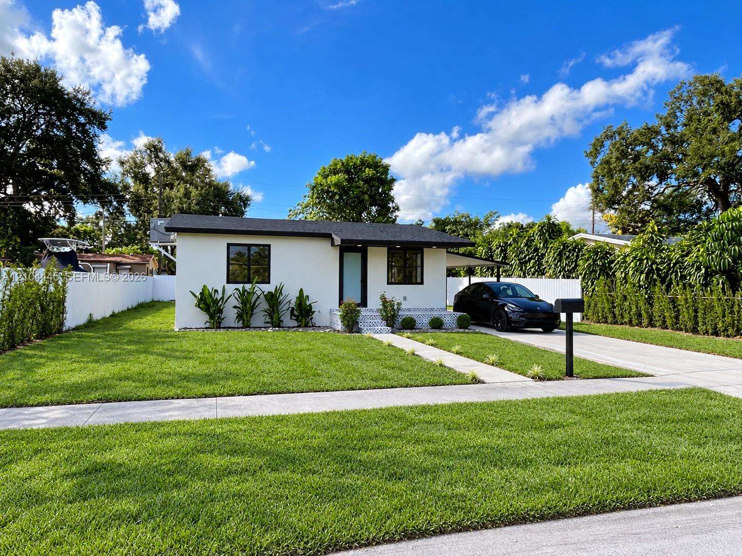 6420 Franklin St, Hollywood, FL 33024 - For Sale photo 1