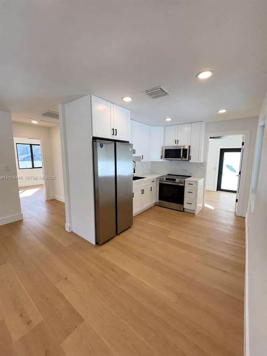 6420 Franklin St, Hollywood, FL 33024 - For Sale photo 2
