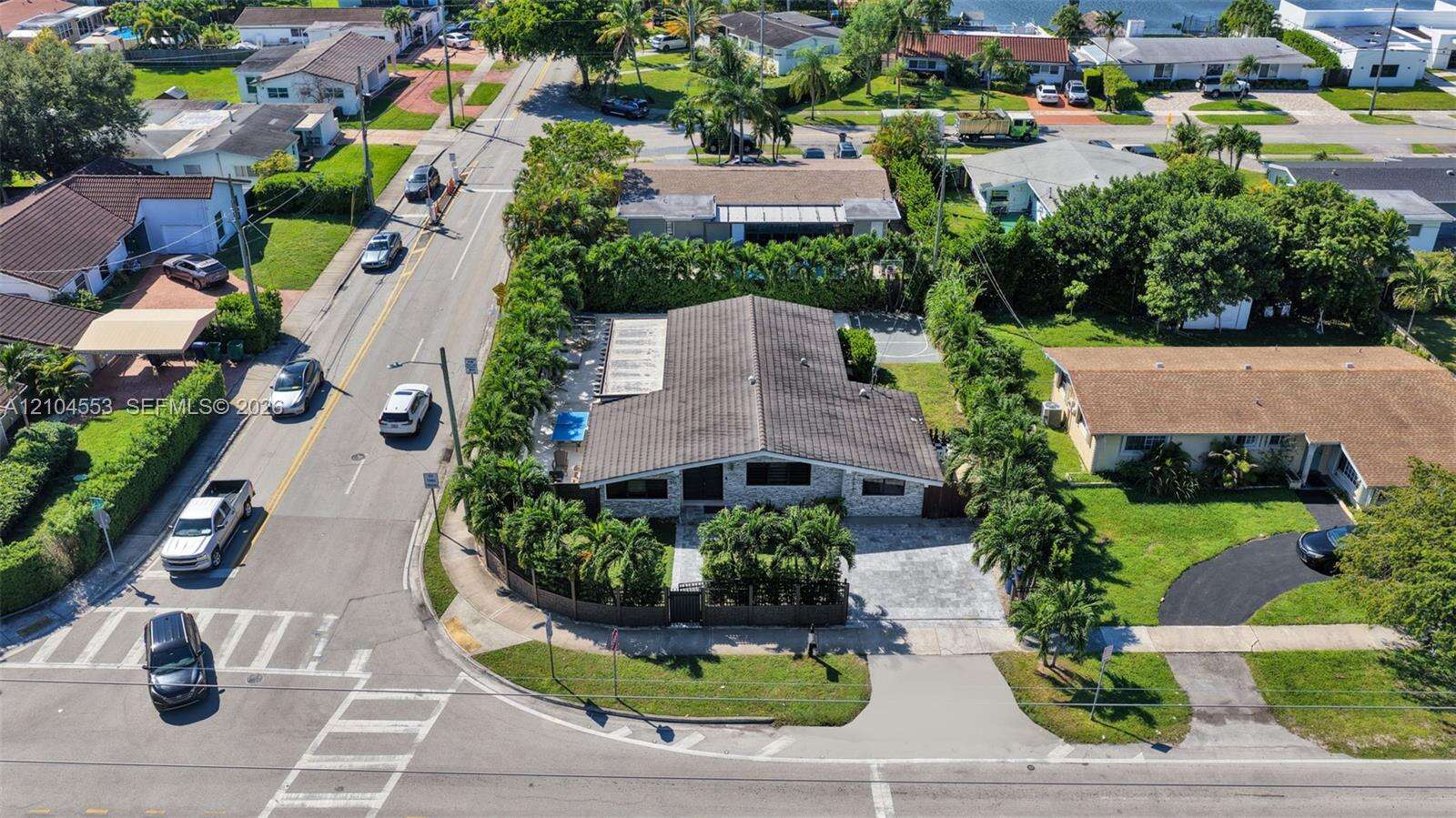 20930 26th Ave, Miami, FL 33180 - For Sale photo 14