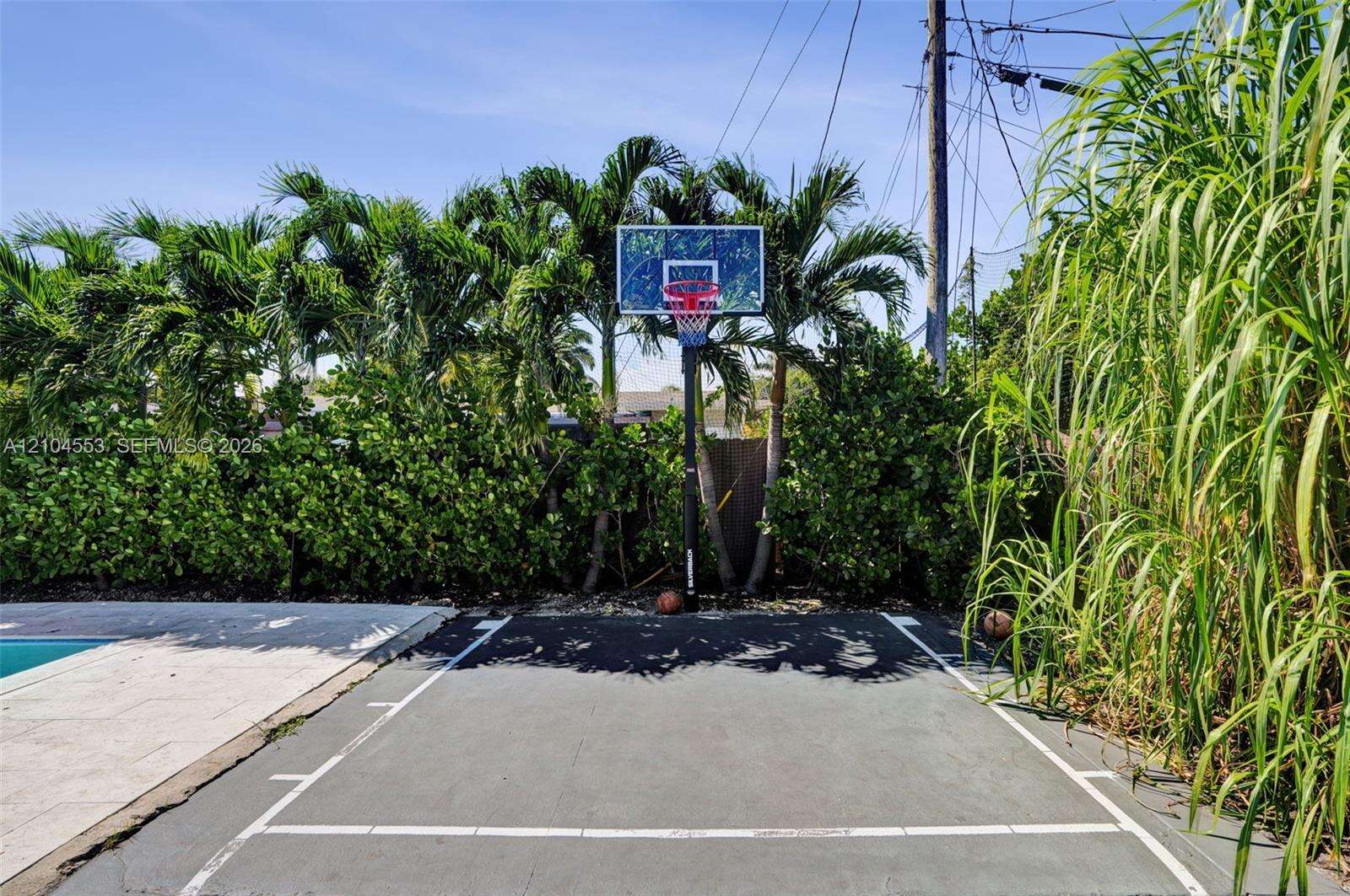 20930 26th Ave, Miami, FL 33180 - For Sale photo 41
