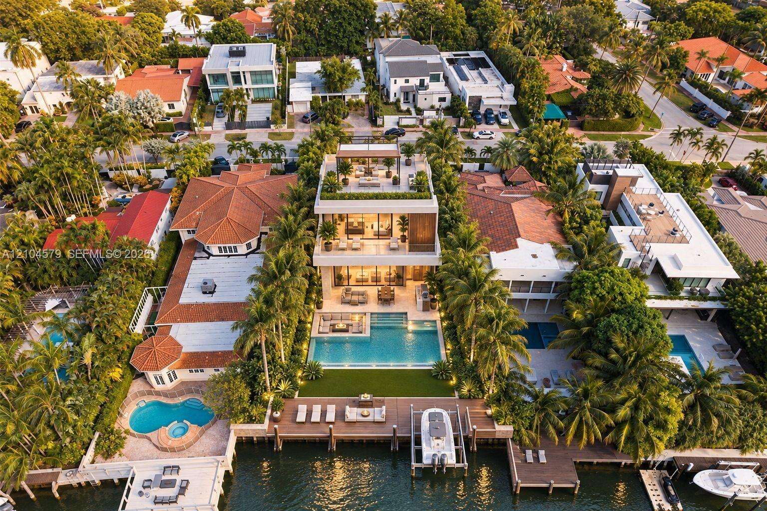3746 Chase Ave, Miami Beach, FL 33140 - For Sale photo 7
