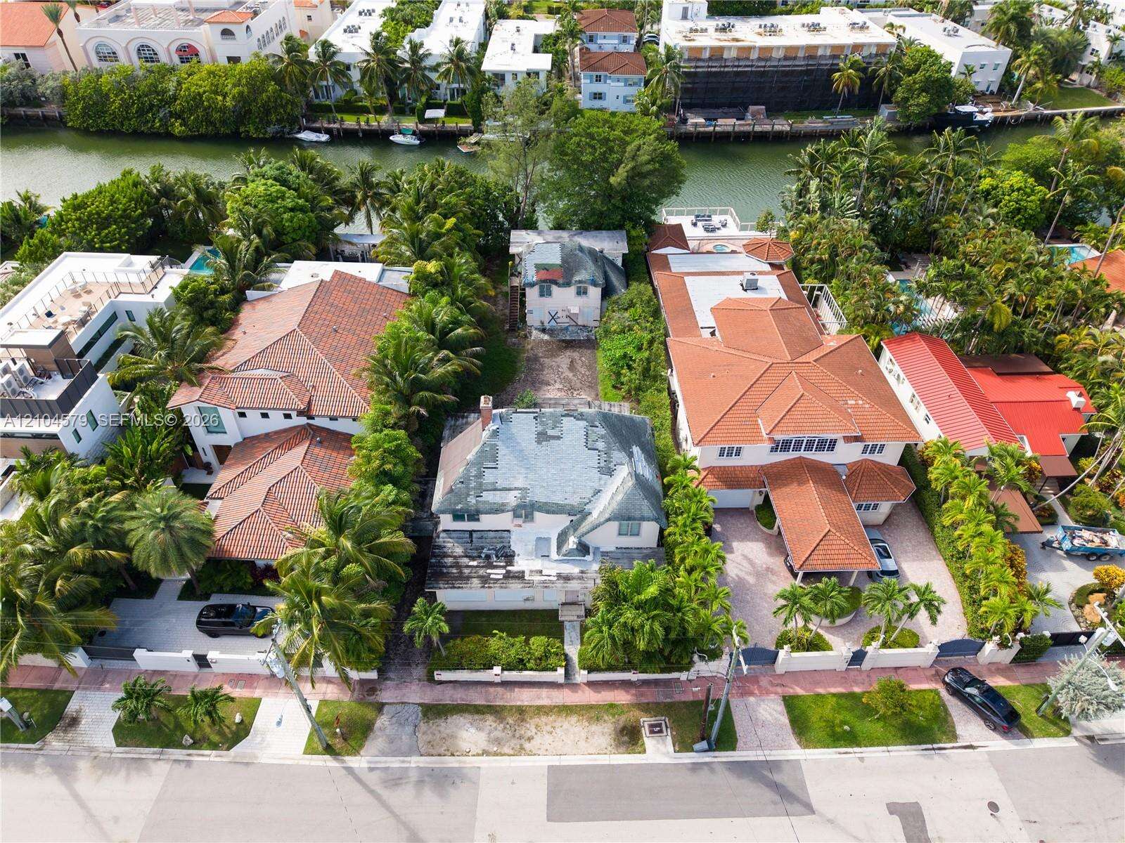 3746 Chase Ave, Miami Beach, FL 33140 - For Sale photo 8