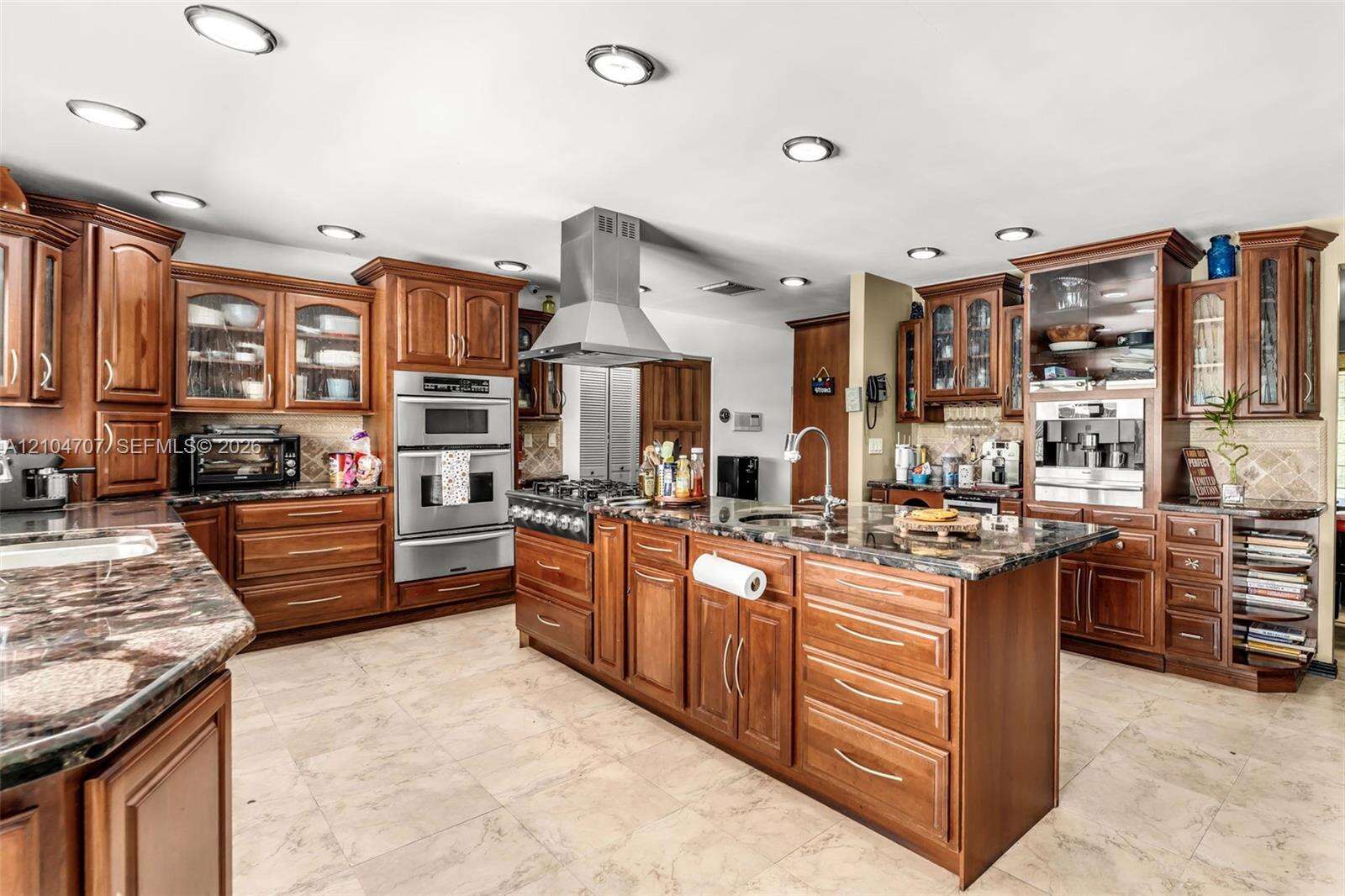 20500 198th St, Miami, FL 33187 - For Sale photo 10