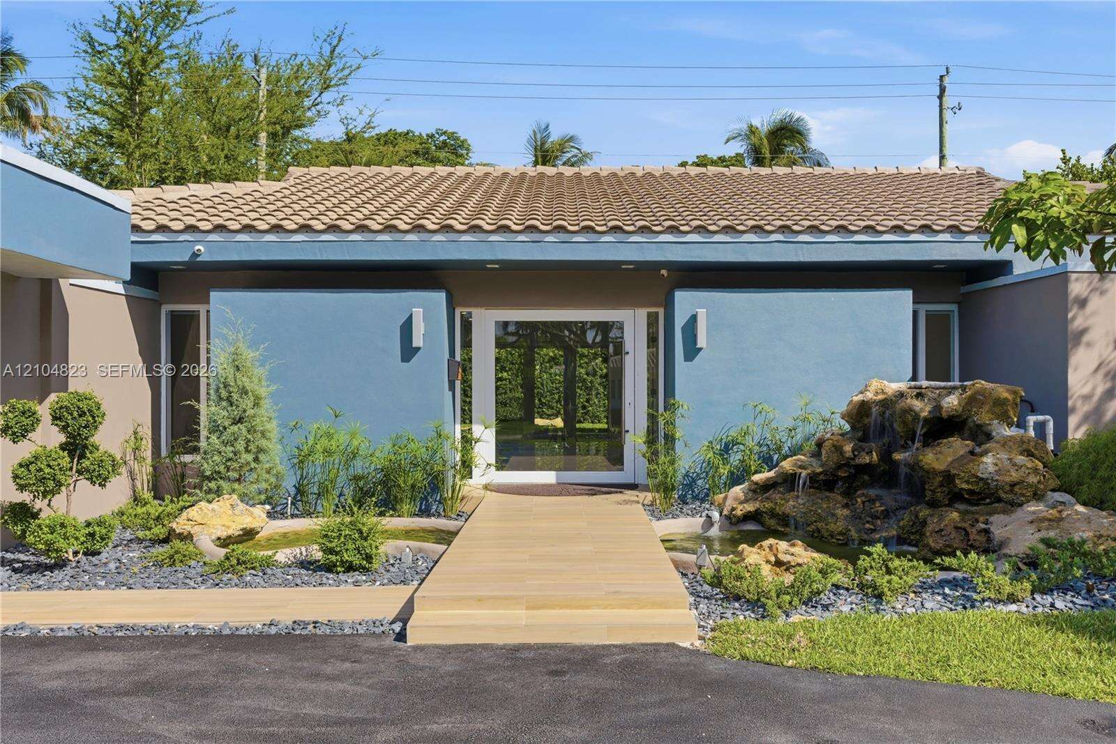 291 Shore Dr E, Miami, FL 33133 - For Sale photo 4