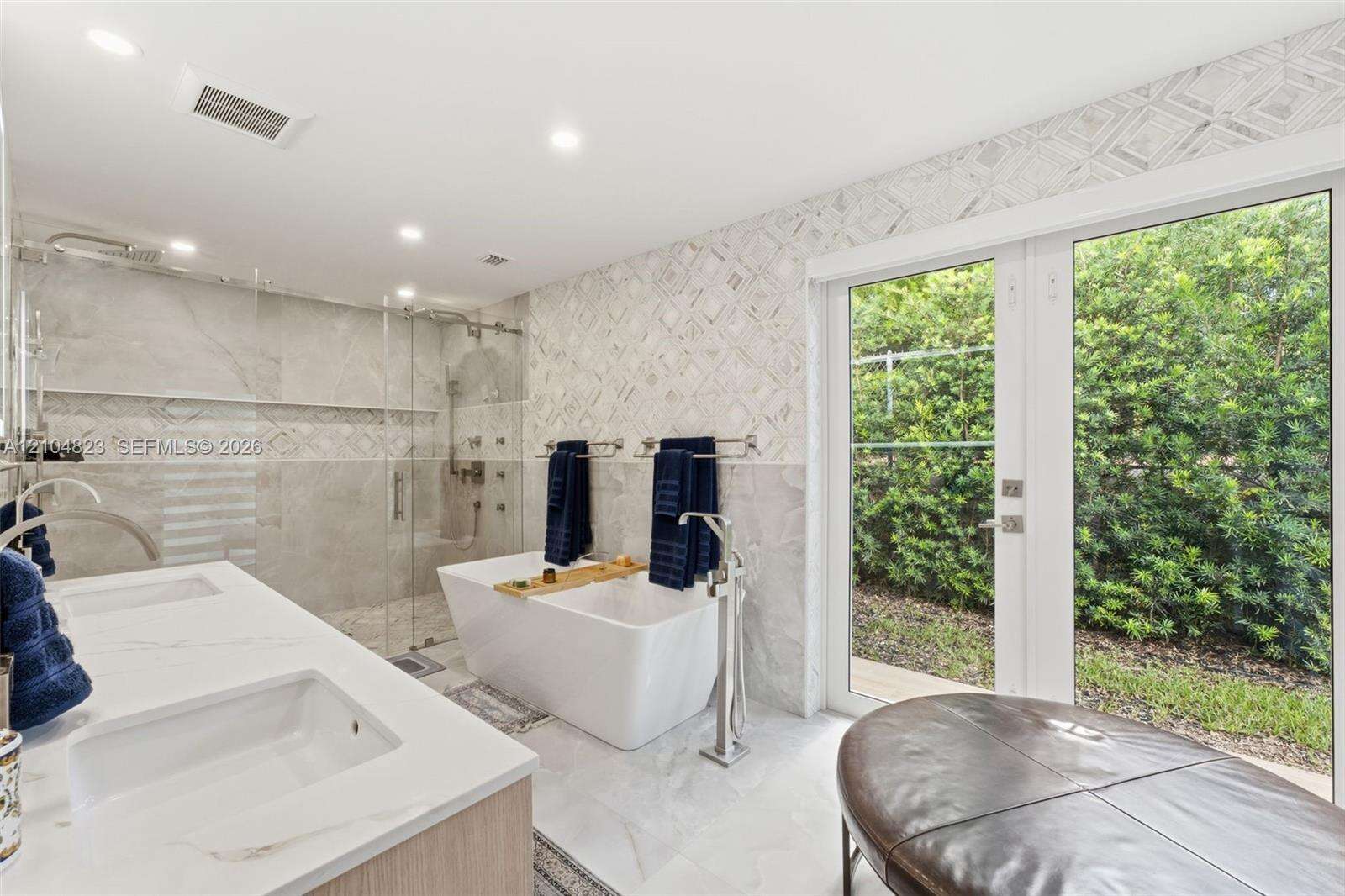 291 Shore Dr E, Miami, FL 33133 - For Sale photo 31