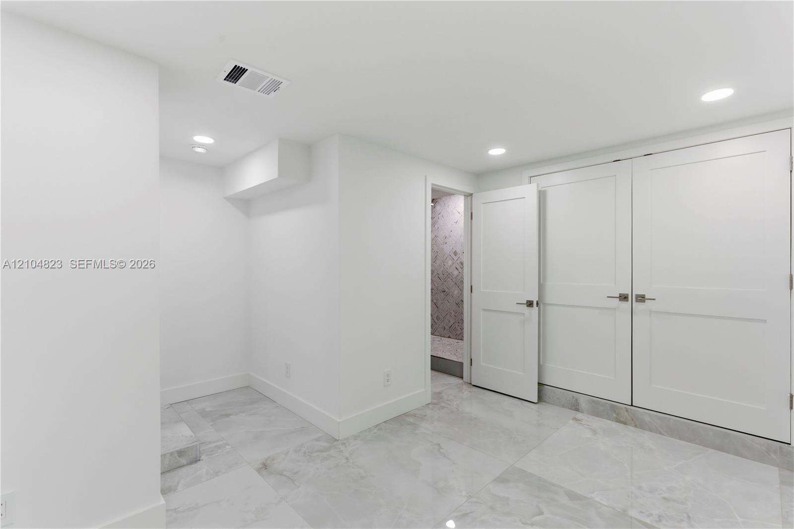 291 Shore Dr E, Miami, FL 33133 - For Sale photo 35
