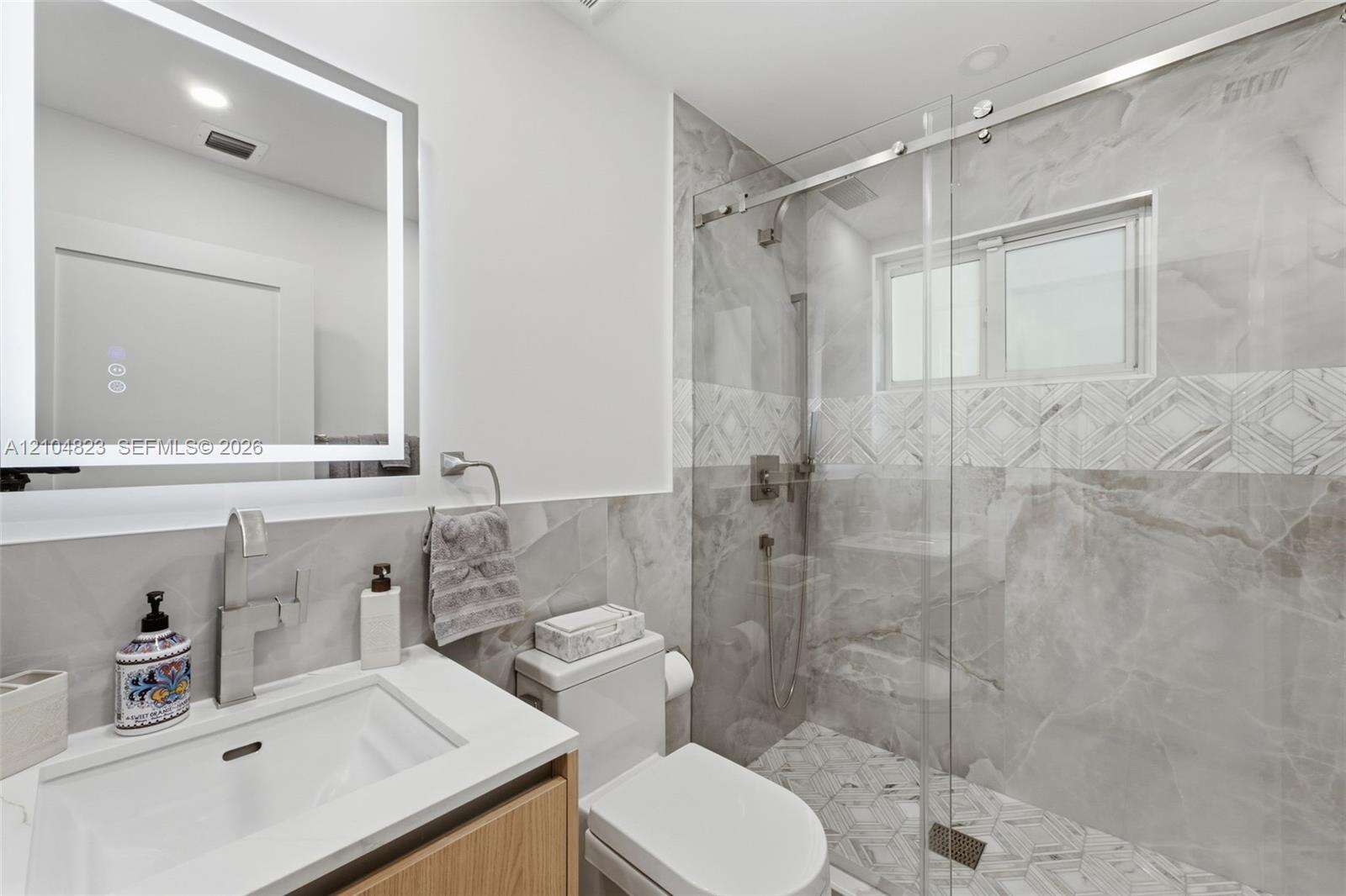 291 Shore Dr E, Miami, FL 33133 - For Sale photo 38