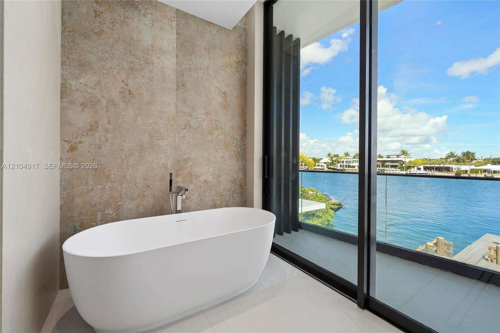 271 Shore Dr, Miami Beach, FL 33141 - For Sale photo 28