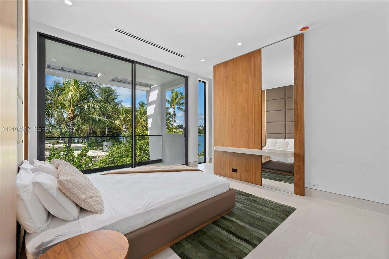 271 Shore Dr, Miami Beach, FL 33141 - For Sale photo 42