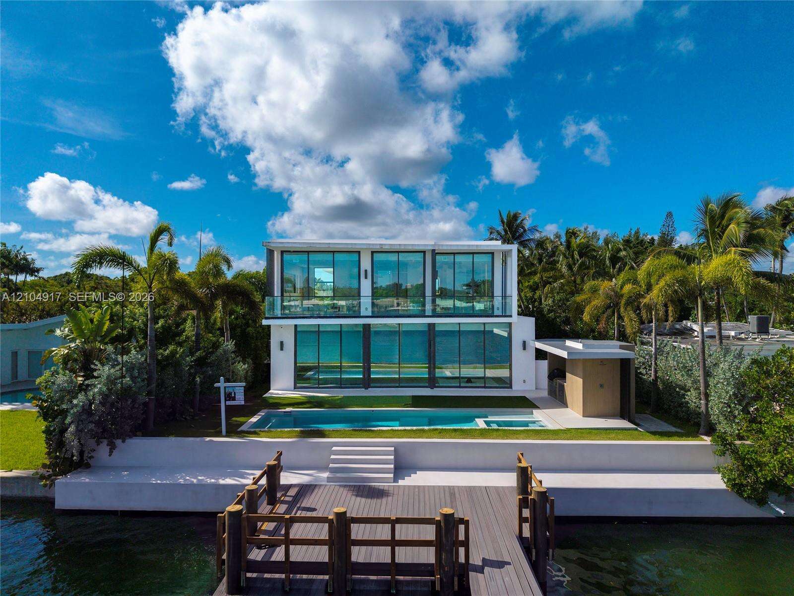 271 Shore Dr, Miami Beach, FL 33141 - For Sale photo 52