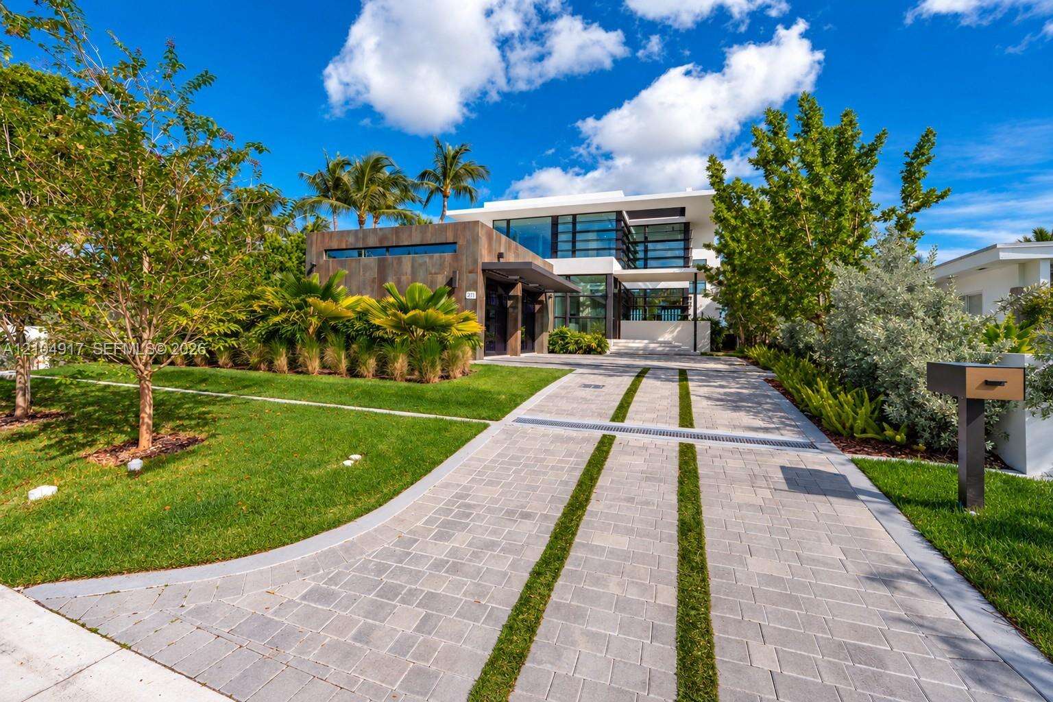 271 Shore Dr, Miami Beach, FL 33141 - For Sale photo 53