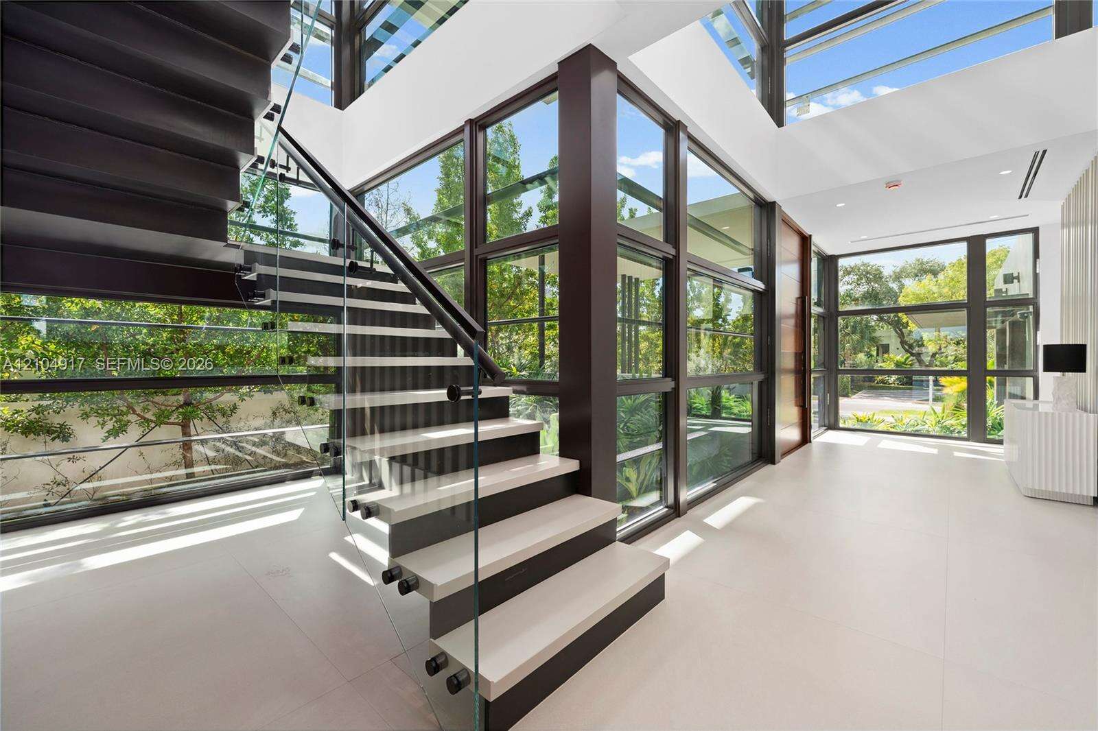 271 Shore Dr, Miami Beach, FL 33141 - For Sale photo 9