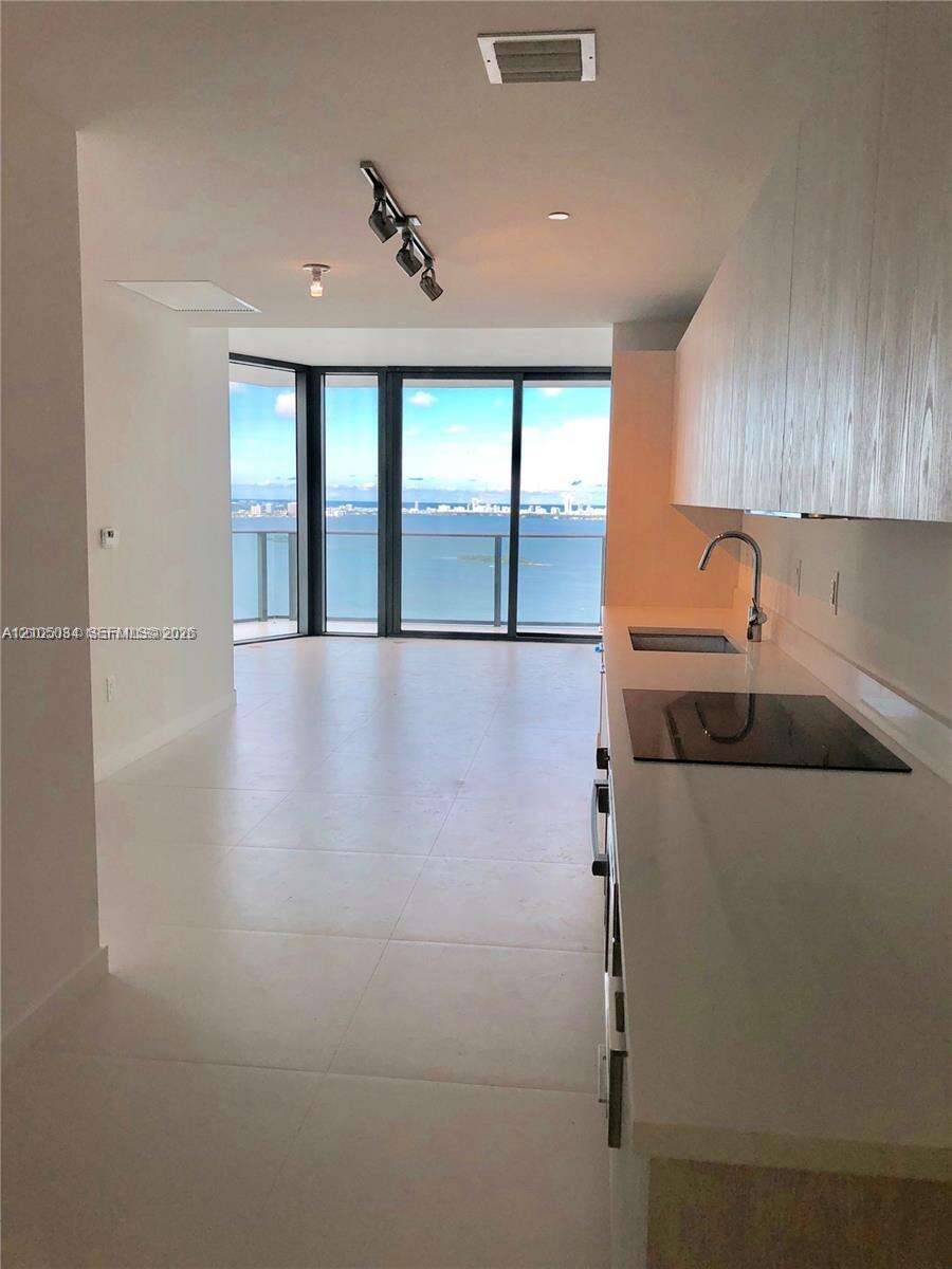 501 31st St, Miami, FL 33137 - For Sale photo 4