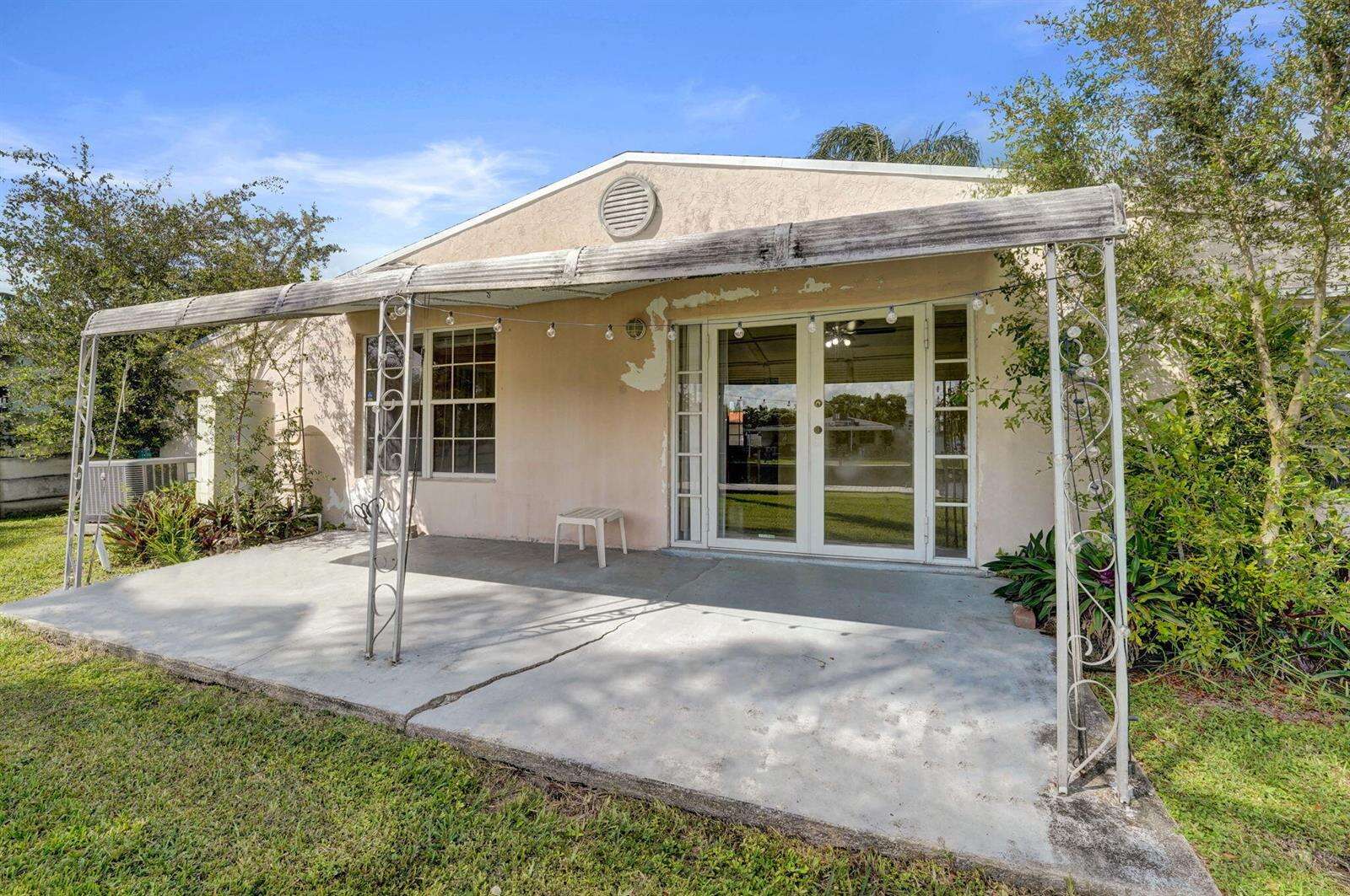 2714 Scott, Hollywood, FL 33020 - For Sale photo 14