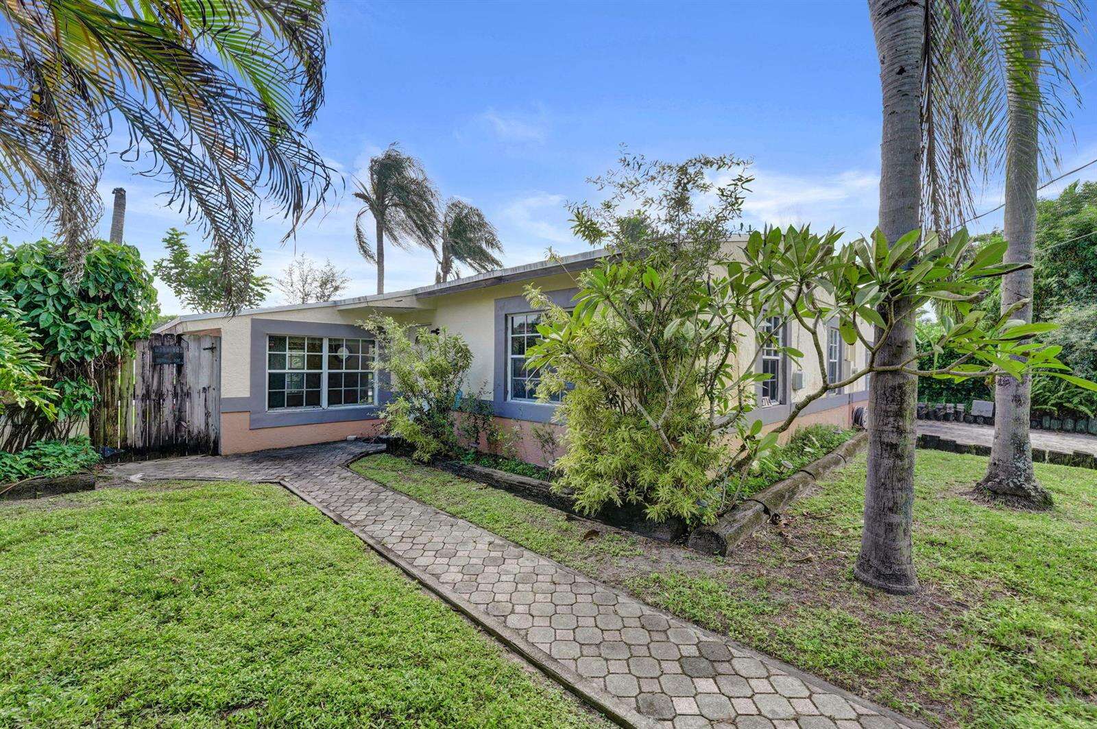 2714 Scott, Hollywood, FL 33020 - For Sale photo 55