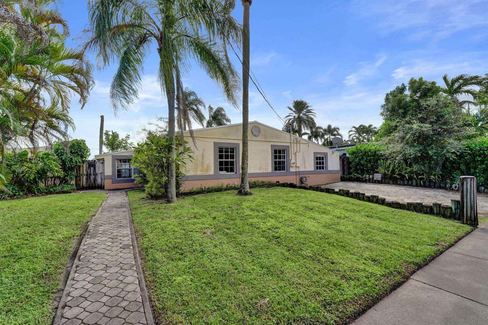 2714 Scott, Hollywood, FL 33020 - For Sale photo 56
