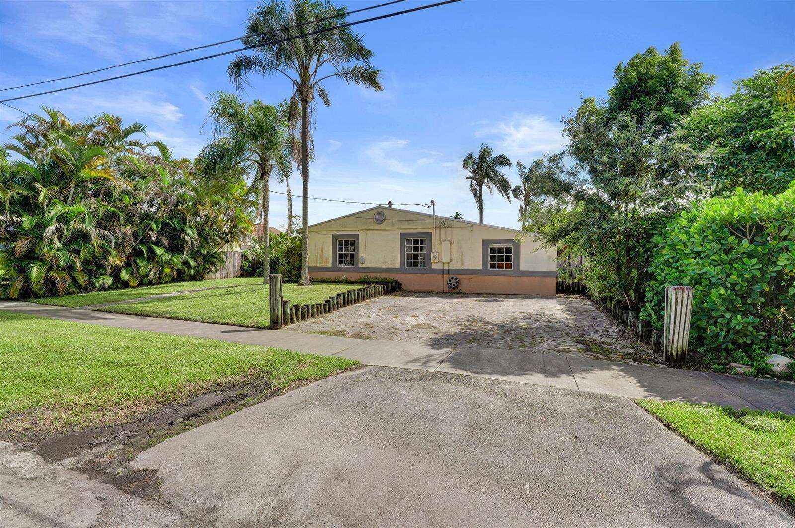 2714 Scott, Hollywood, FL 33020 - For Sale photo 58