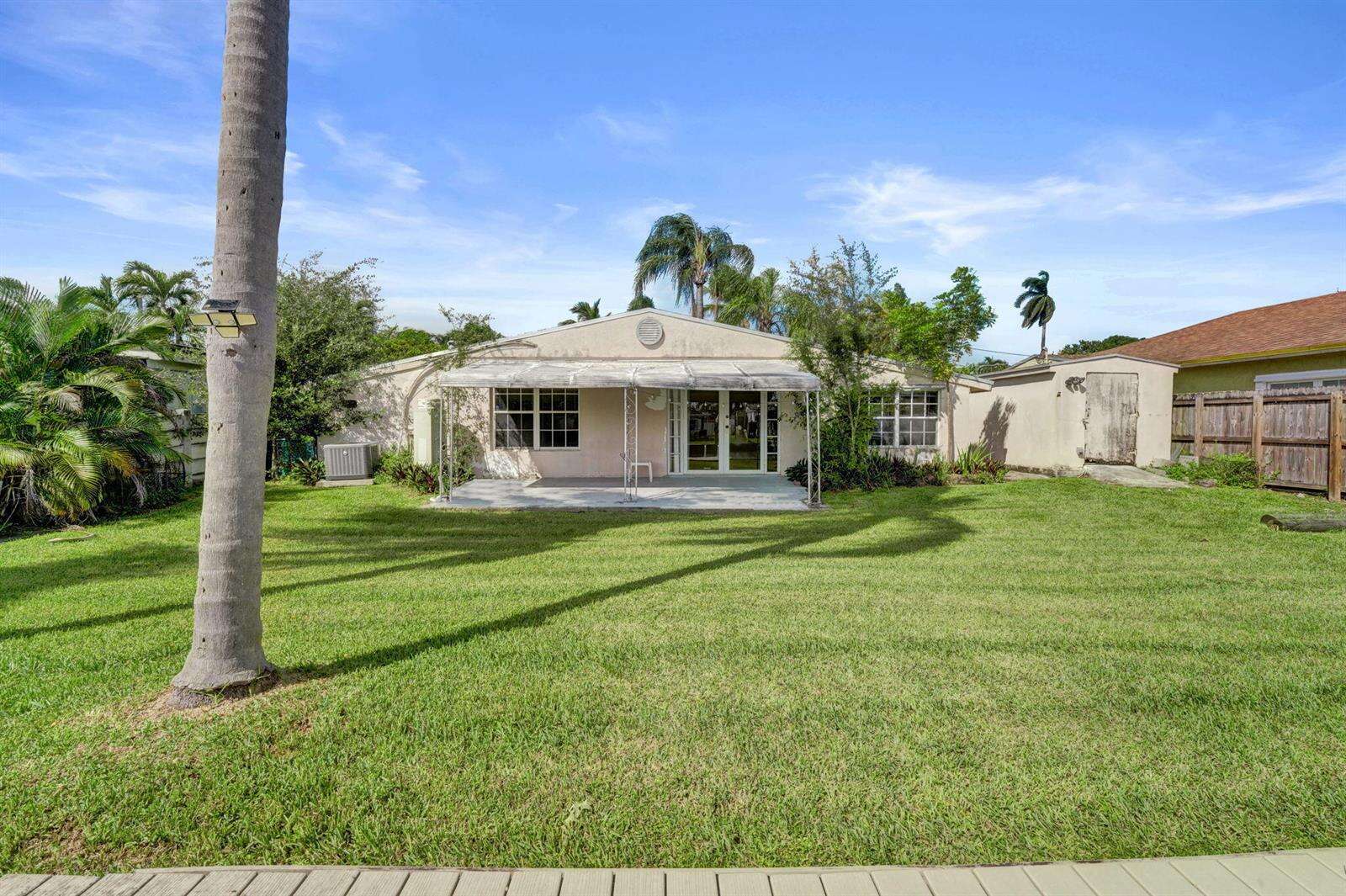 2714 Scott, Hollywood, FL 33020 - For Sale photo 10