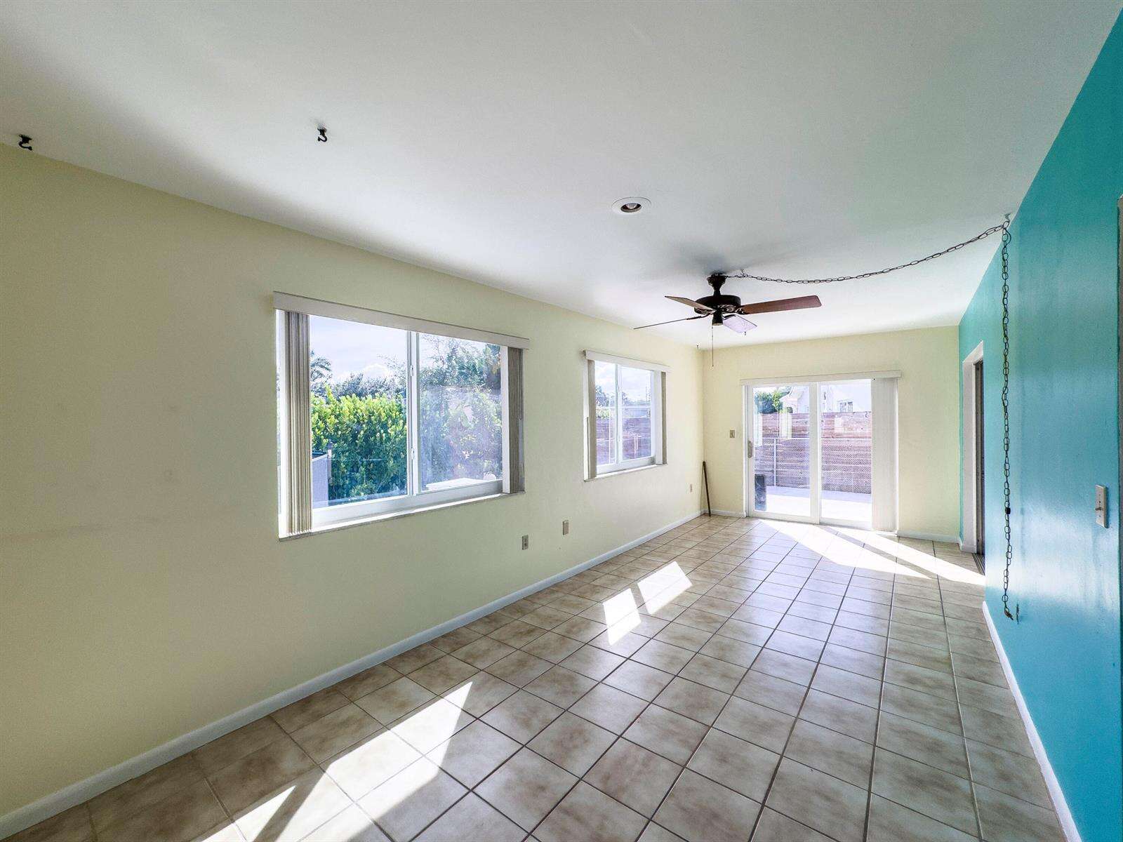 1025 Yale, Hollywood, FL 33021 - For Sale photo 20