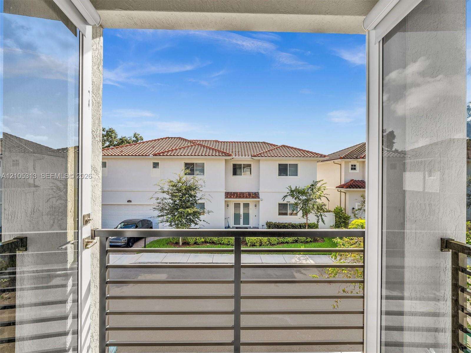 3539 Forest View Cir, Dania Beach, FL 33312 - For Sale photo 54