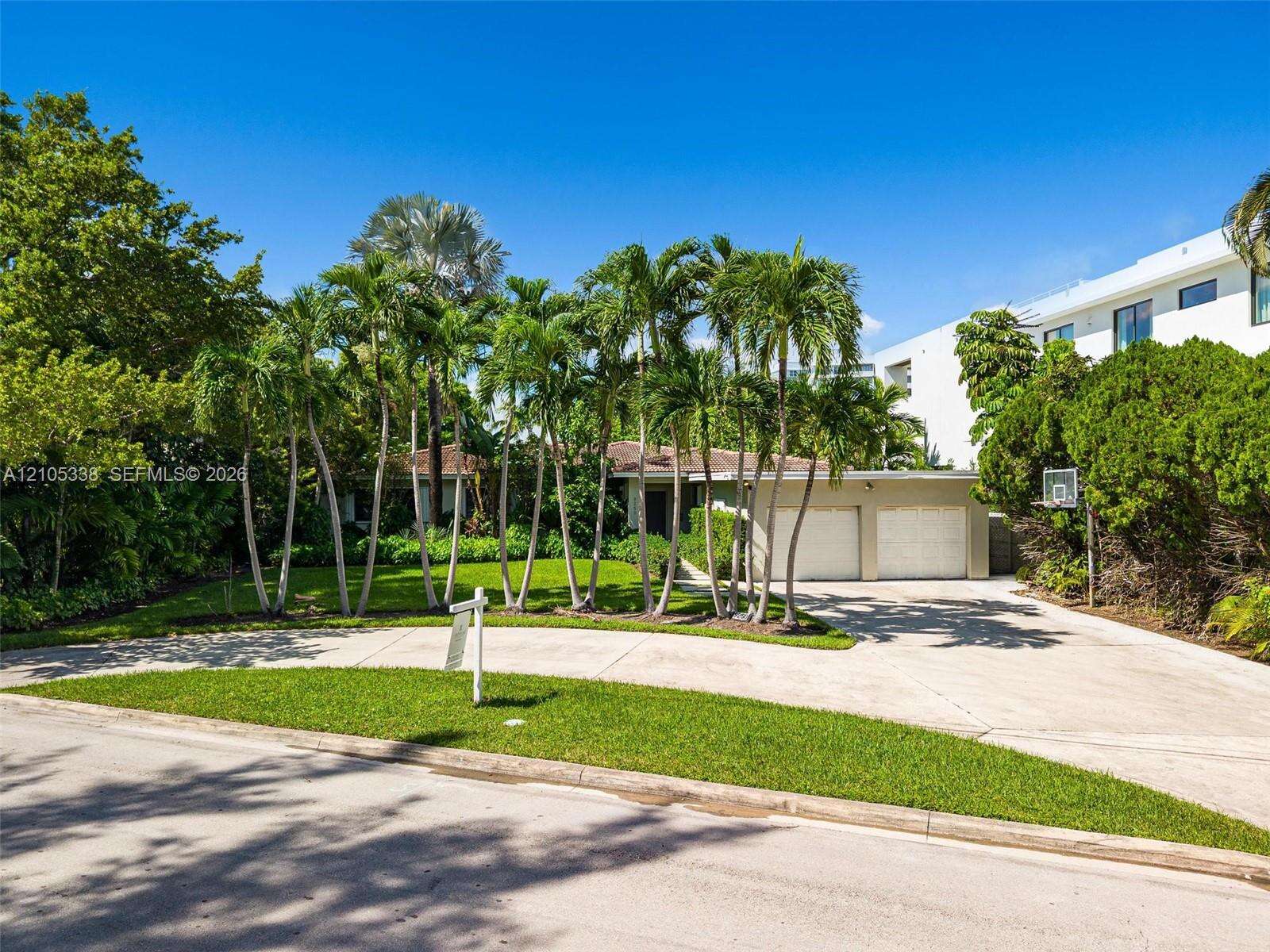 9250 Bay Dr, Surfside, FL 33154 - For Sale photo 6