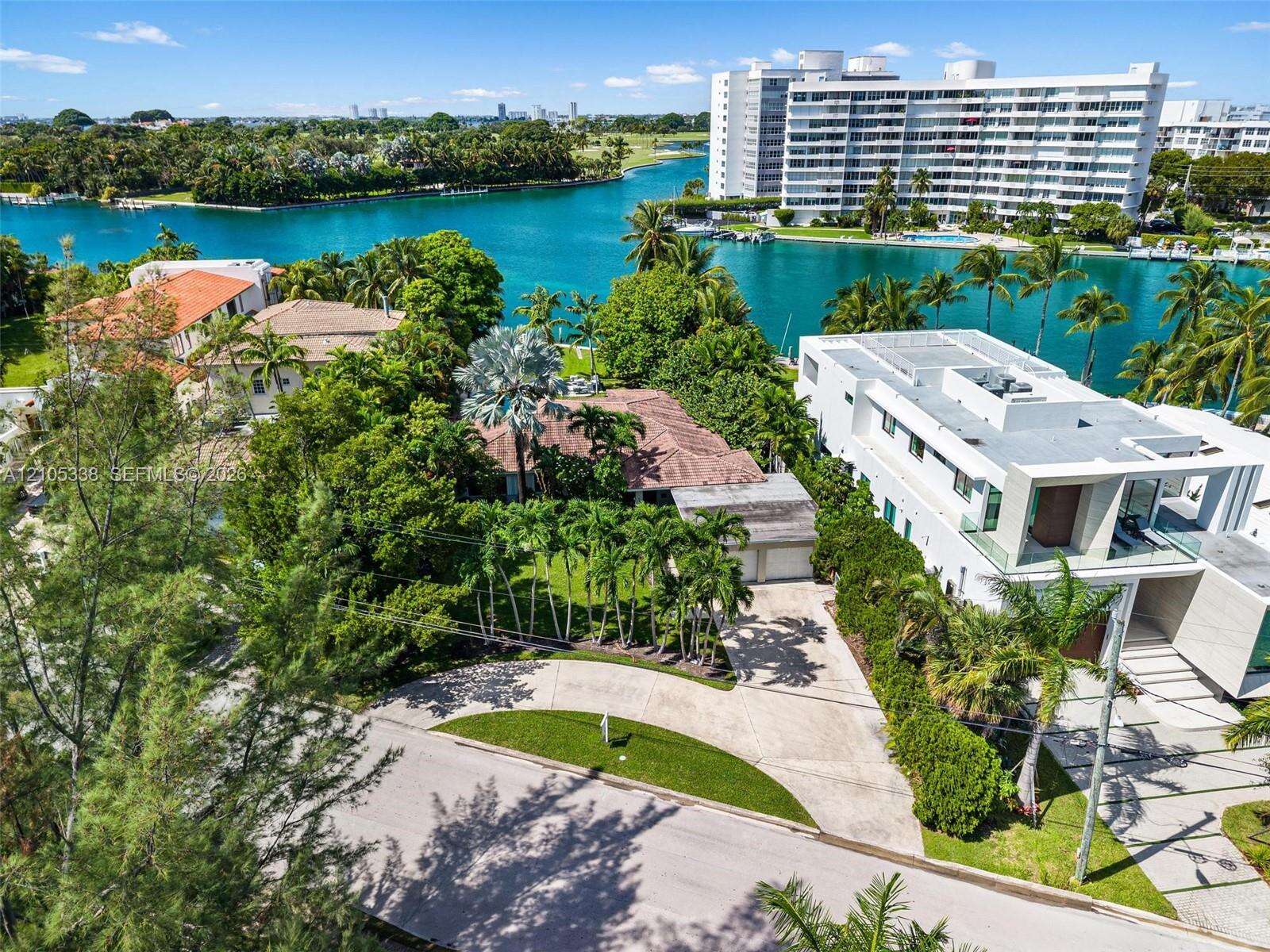 9250 Bay Dr, Surfside, FL 33154 - For Sale photo 9