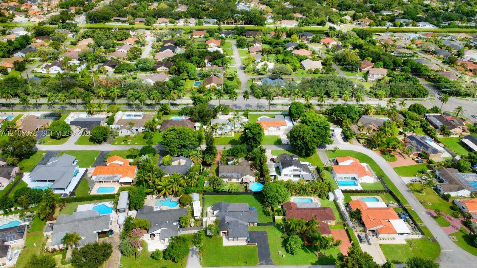 15281 153rd St, Miami, FL 33187 - For Sale photo 5