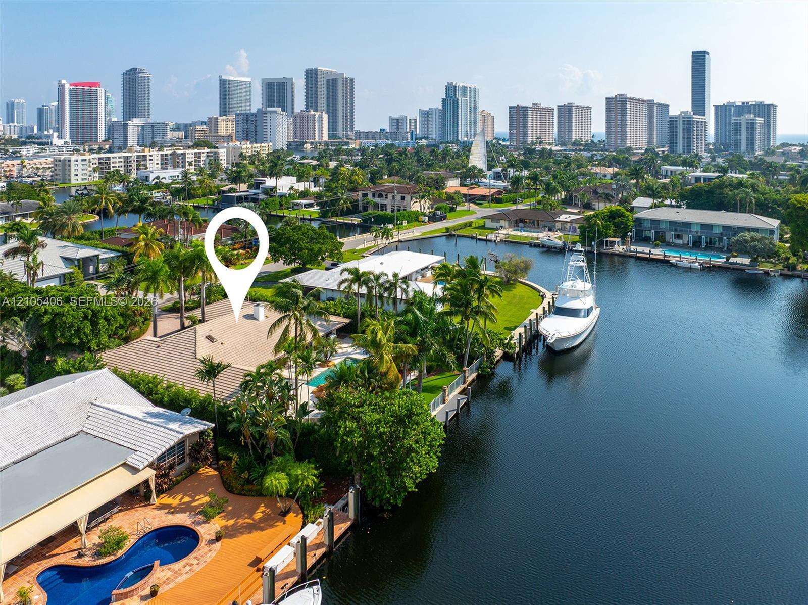 407 Sunset Dr, Hallandale Beach, FL 33009 - For Sale photo 2