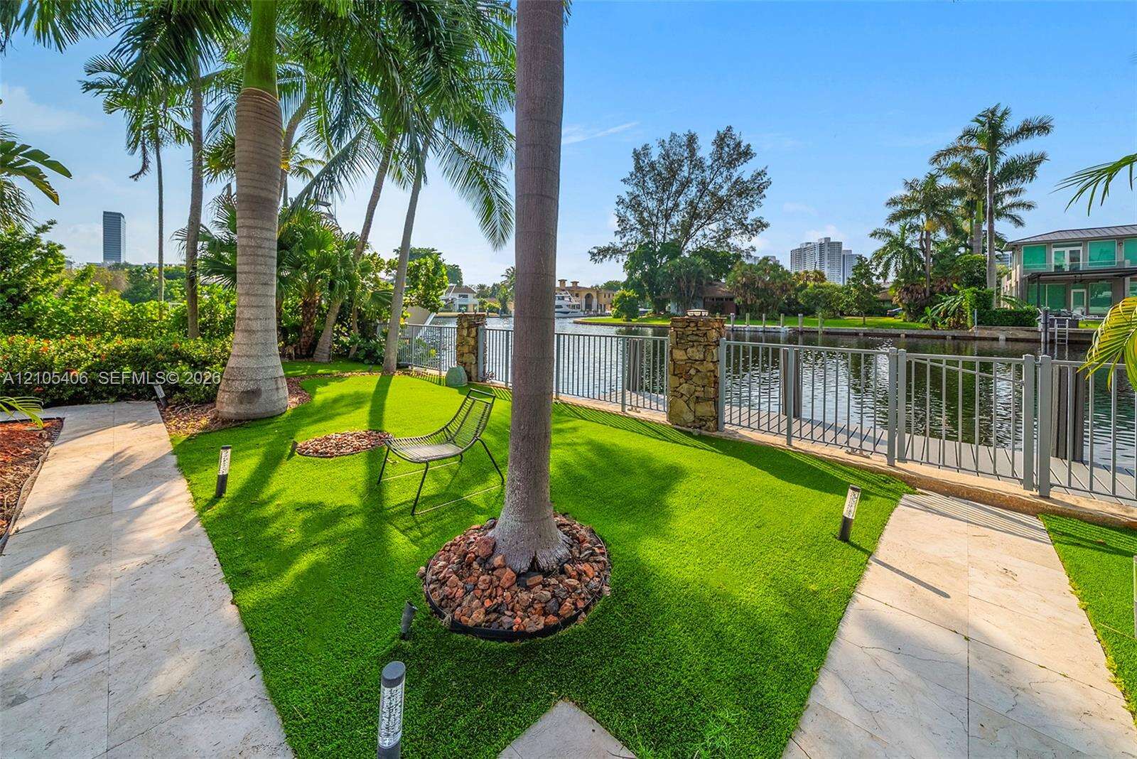 407 Sunset Dr, Hallandale Beach, FL 33009 - For Sale photo 11