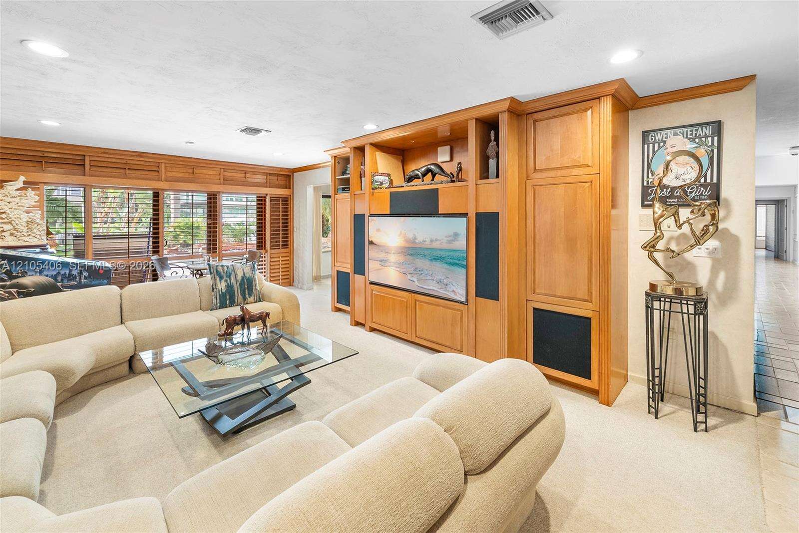 407 Sunset Dr, Hallandale Beach, FL 33009 - For Sale photo 24
