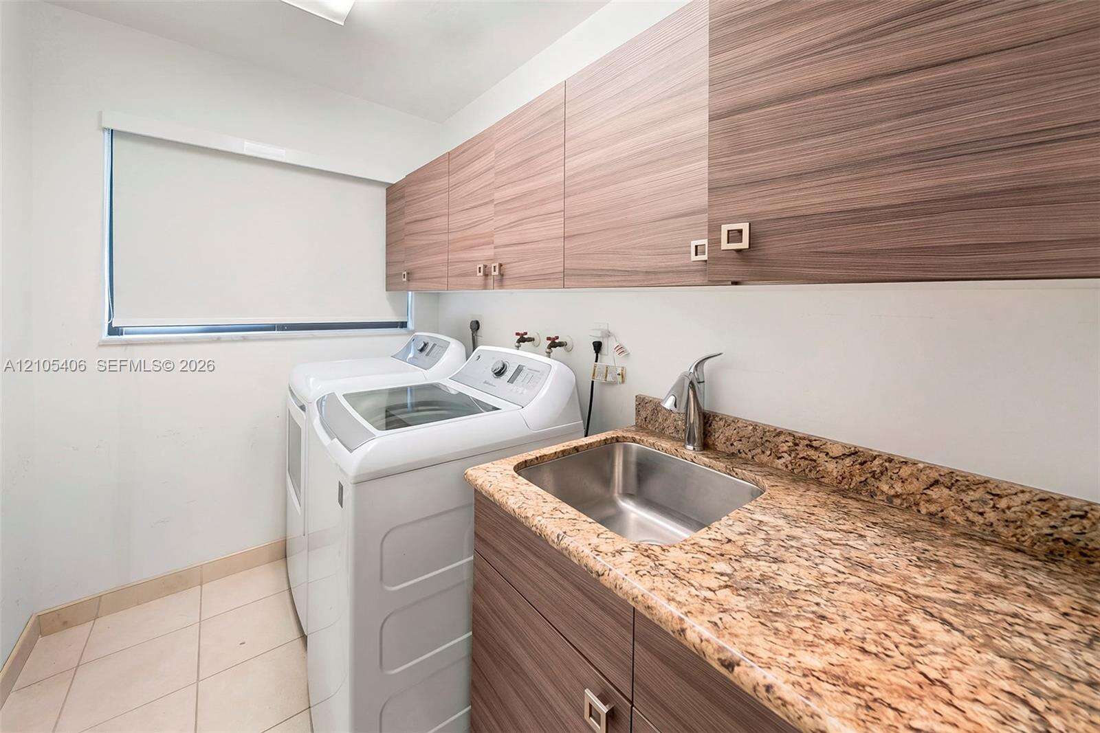 407 Sunset Dr, Hallandale Beach, FL 33009 - For Sale photo 31