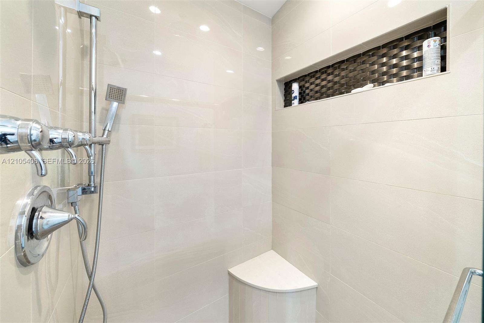 407 Sunset Dr, Hallandale Beach, FL 33009 - For Sale photo 39