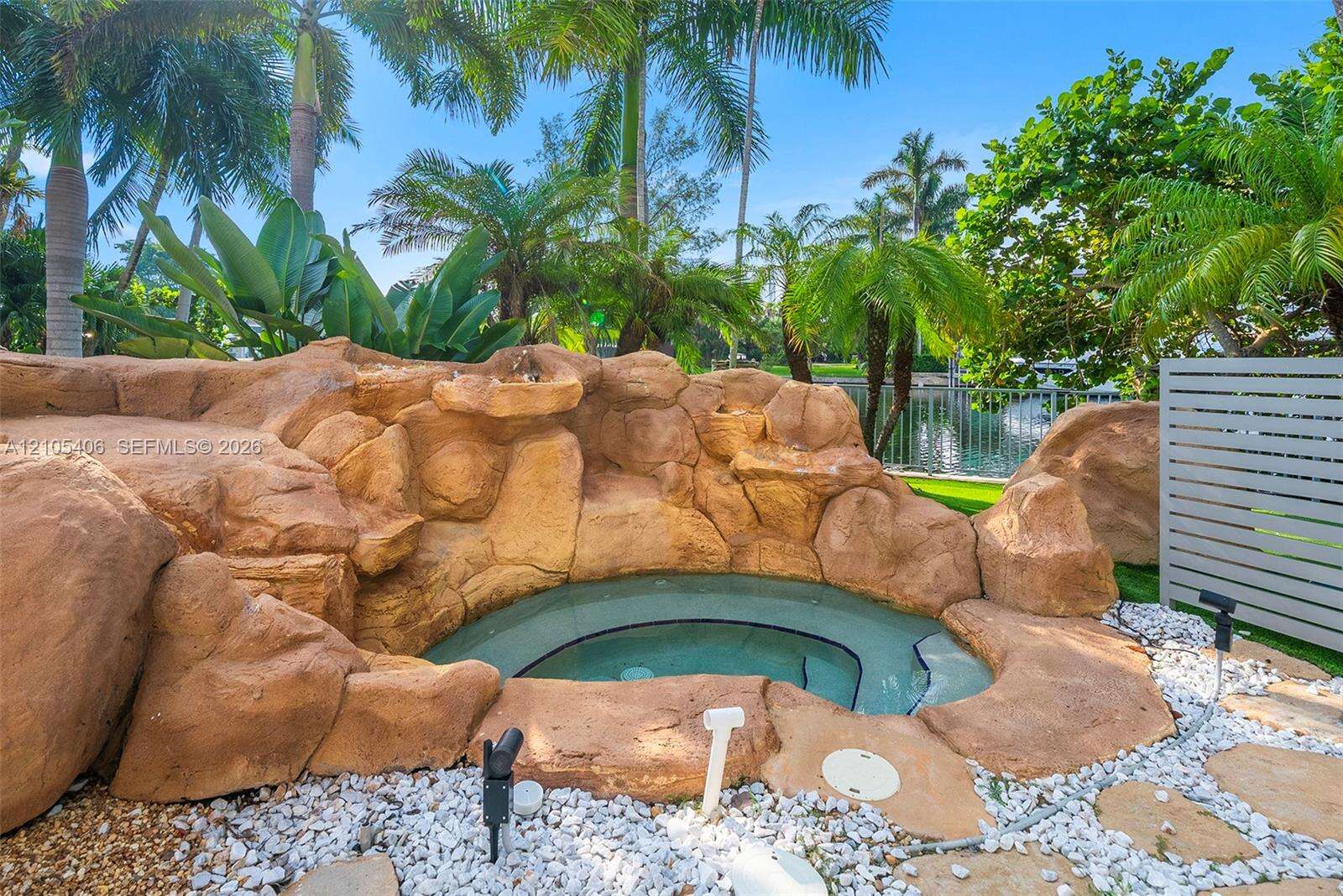 407 Sunset Dr, Hallandale Beach, FL 33009 - For Sale photo 44