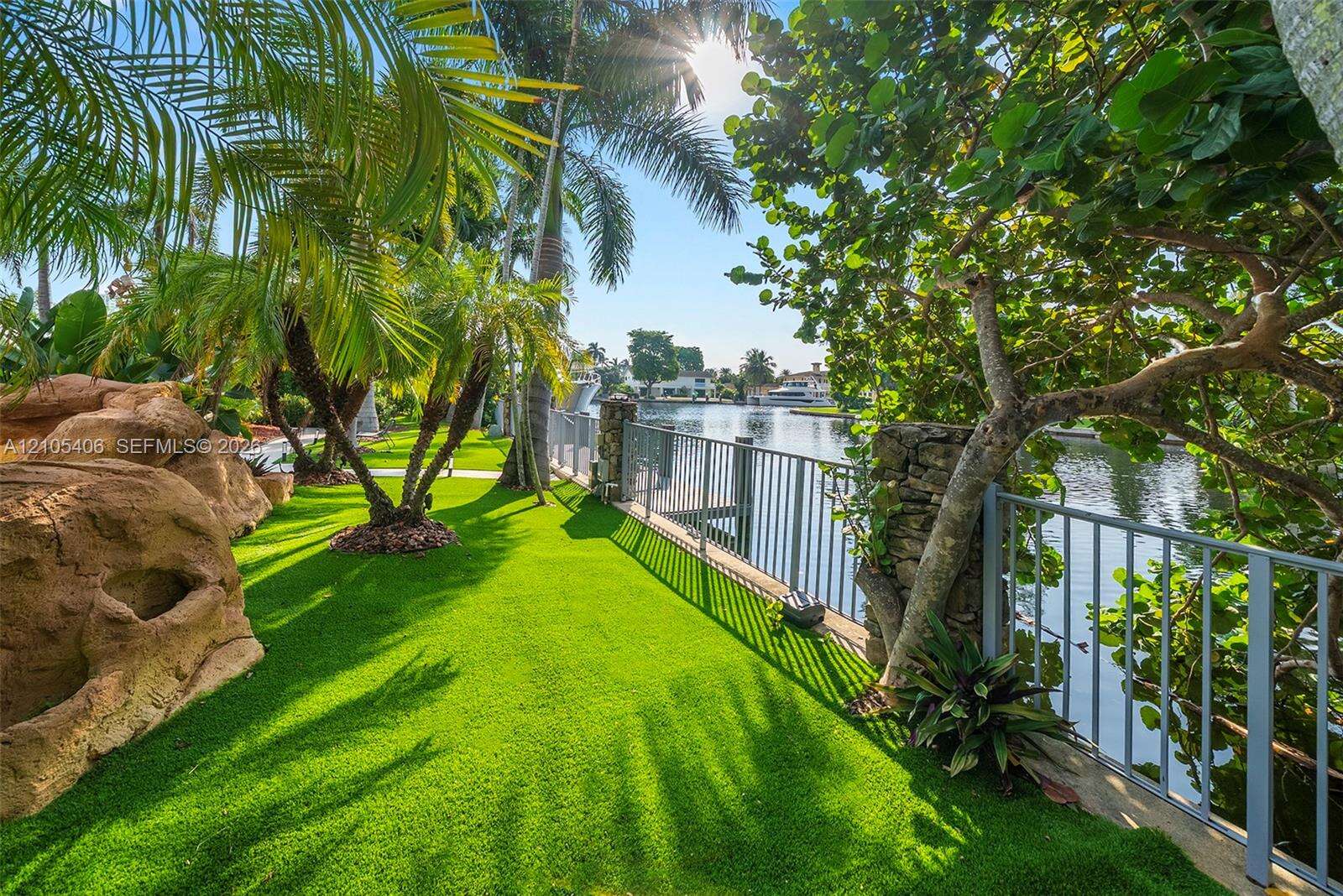 407 Sunset Dr, Hallandale Beach, FL 33009 - For Sale photo 46