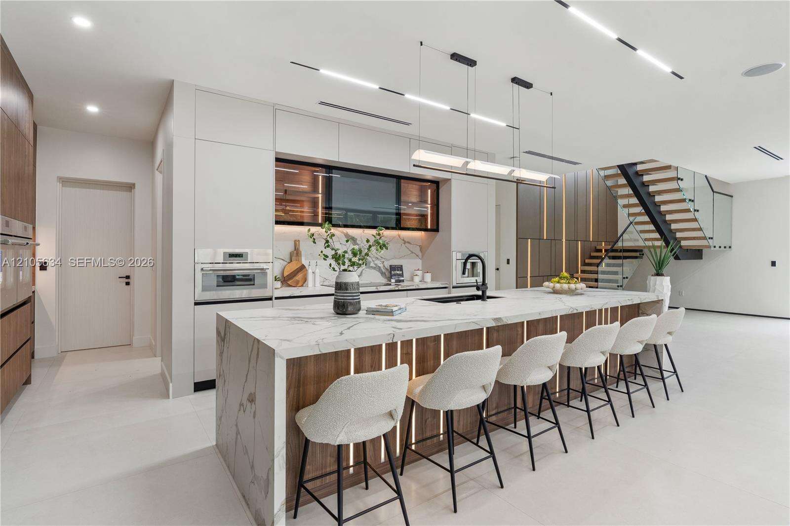 623 16th Ter, Fort Lauderdale, FL 33304 - For Sale photo 11