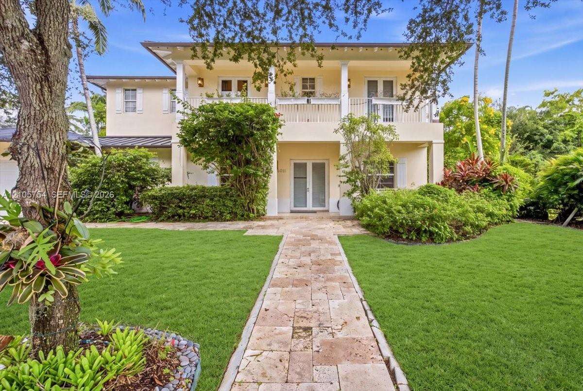6011 82nd St, South Miami, FL 33143 - For Sale photo 1