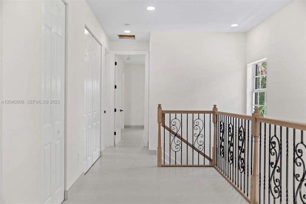 3040 44th, Dania Beach, FL 33312 - For Sale photo 18