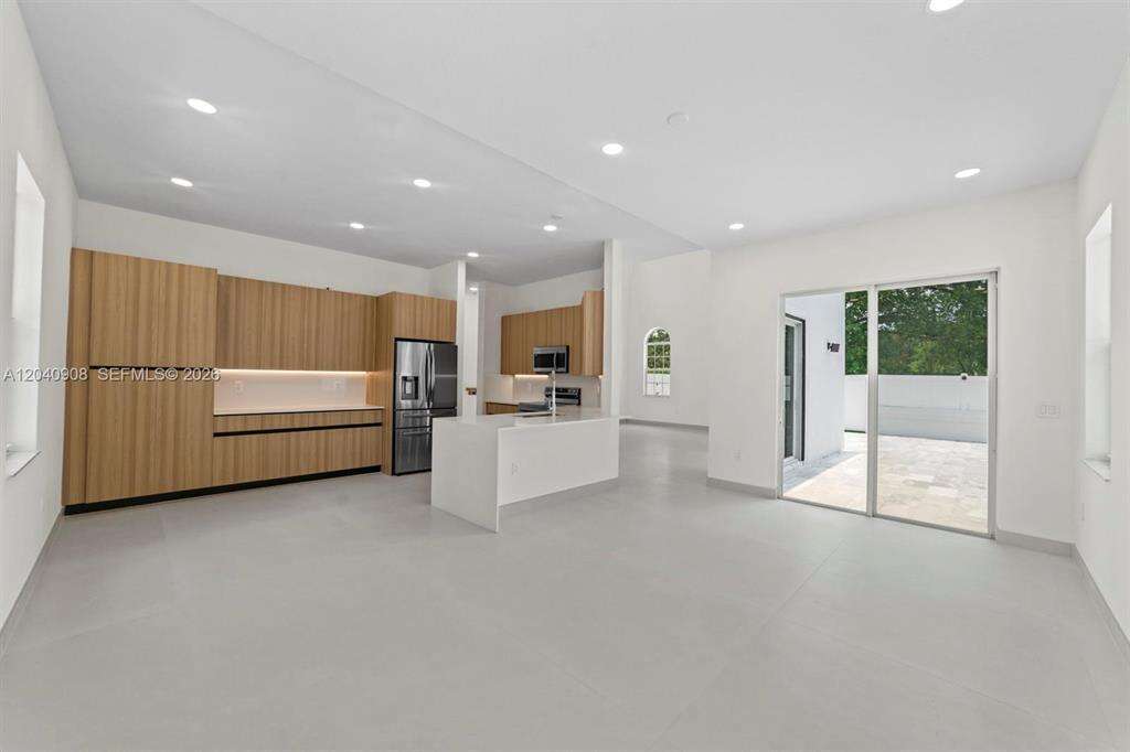 3040 44th, Dania Beach, FL 33312 - For Sale photo 3