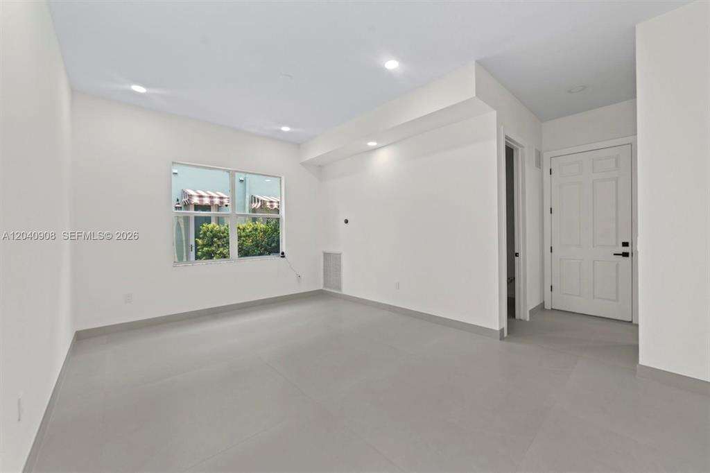 3040 44th, Dania Beach, FL 33312 - For Sale photo 21